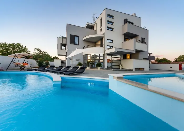 Apartments Menalo
