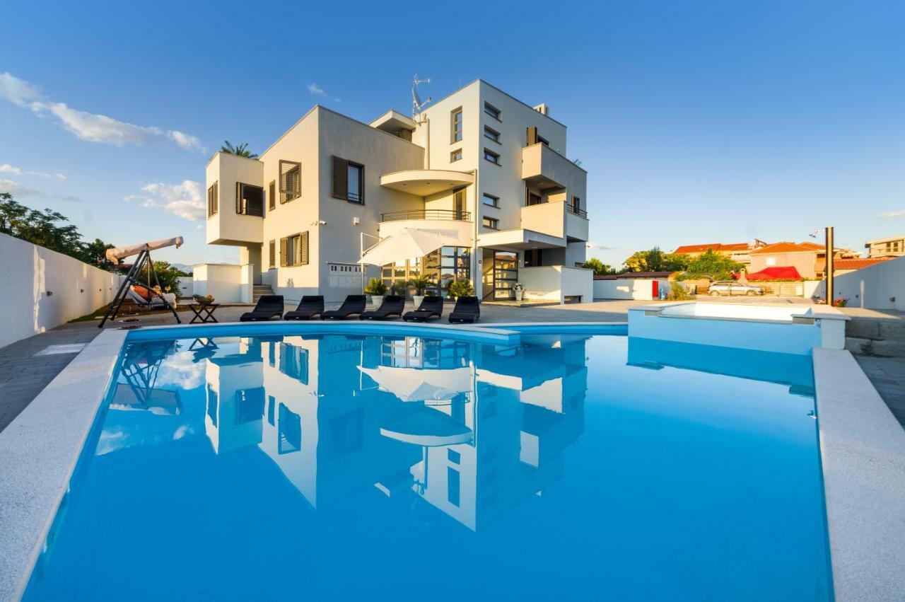 Menalo Apartament