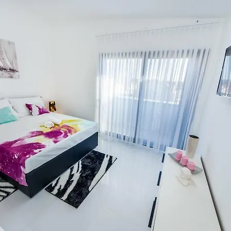 Apartments Menalo Zaton  Extérieur photo
